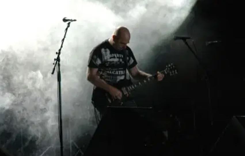 Lofofora, Black Bomb A andHeadcharger sam. 18 avr. 20:00   France